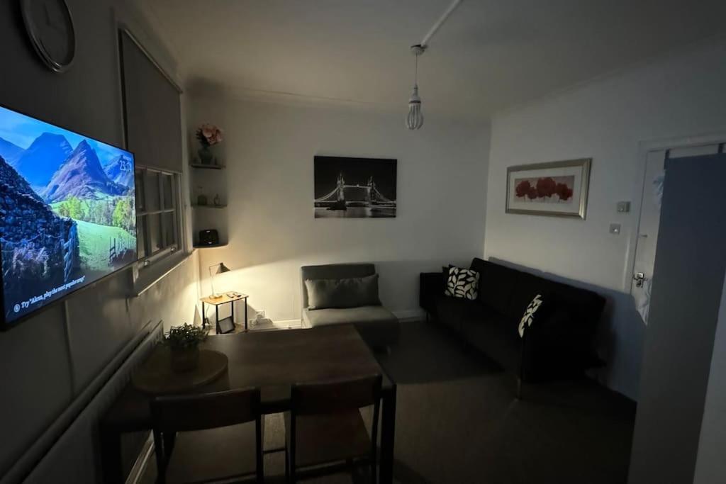 شقة Flat In The Heart Of Camden Town لندن المظهر الخارجي الصورة