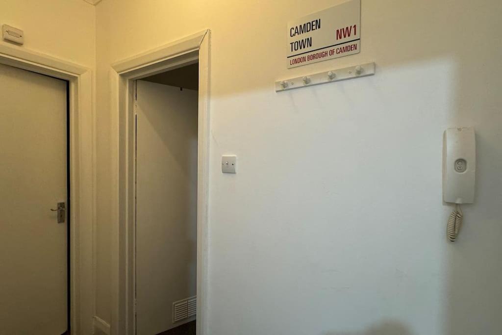 شقة Flat In The Heart Of Camden Town لندن المظهر الخارجي الصورة