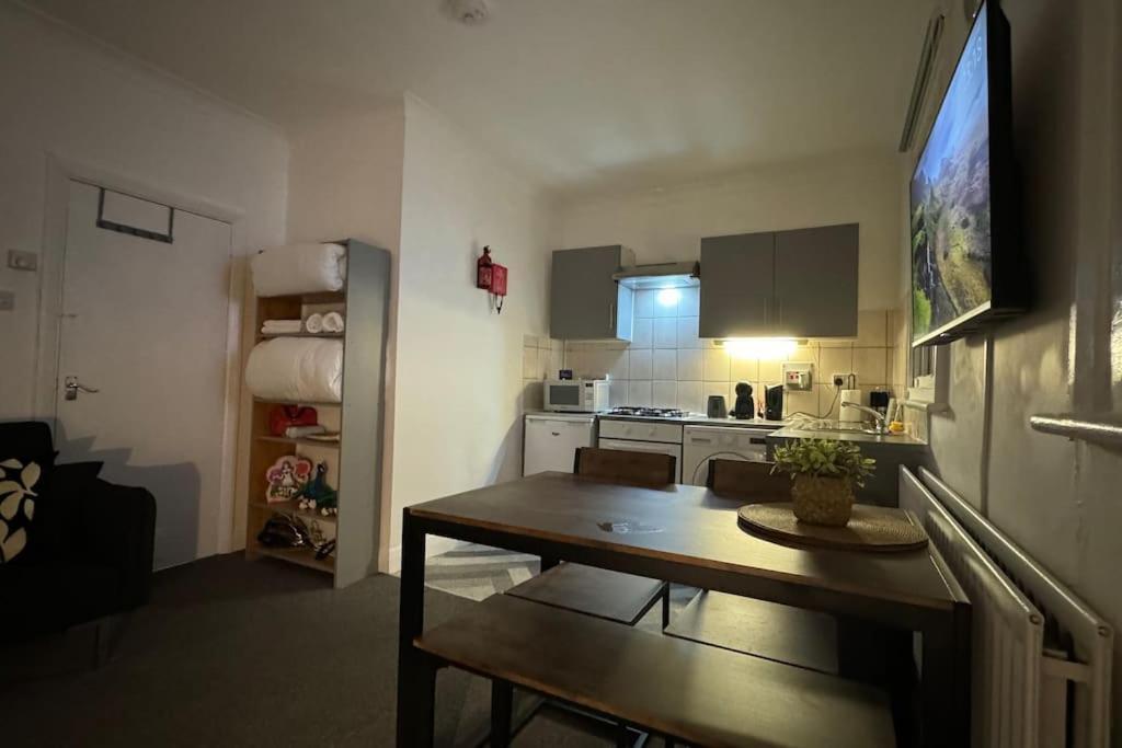 شقة Flat In The Heart Of Camden Town لندن المظهر الخارجي الصورة